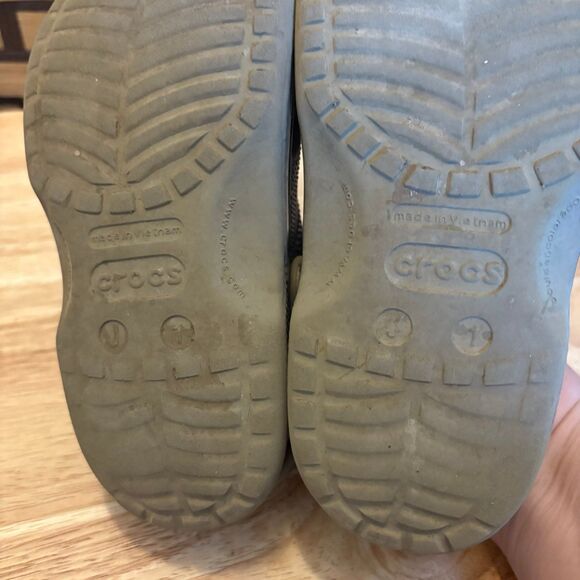Crocs Camo Clogs Size  J1 - Picture 7 of 8